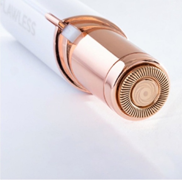 Finishing Touch Flawless Facial Hair Remover Epilator Blush Peach Fuzz Trimmer - Picture 4 of 14